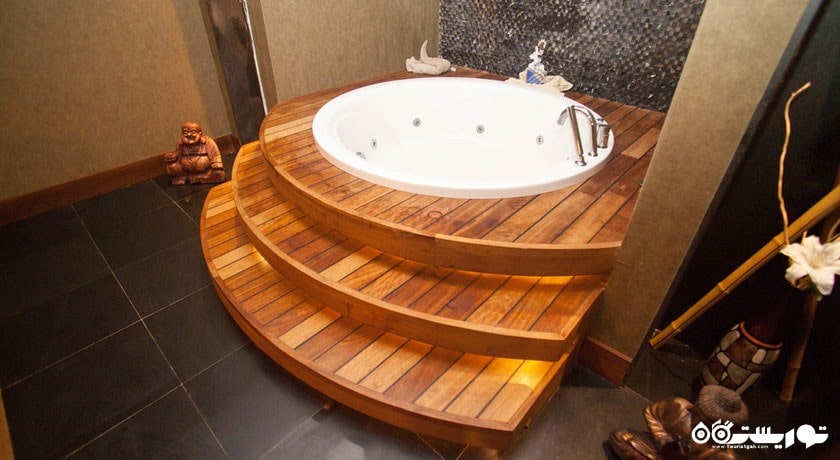 جکوزی اسپا هتل رامادا پلازا آنتالیا